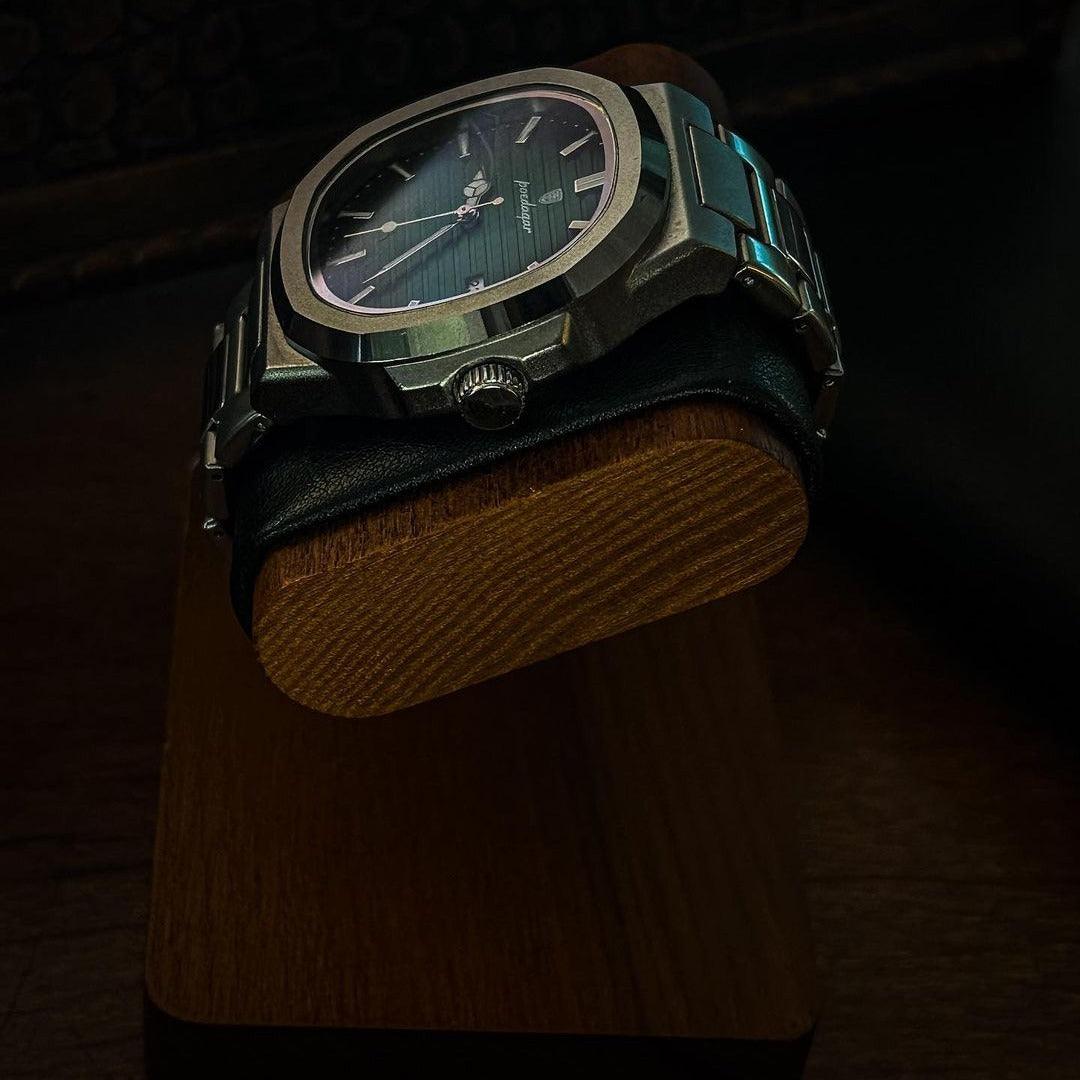 A02 AUREX | Von Poedagar